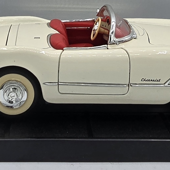 1953 Chevy Corvette Convertable - Picture 7 of 12